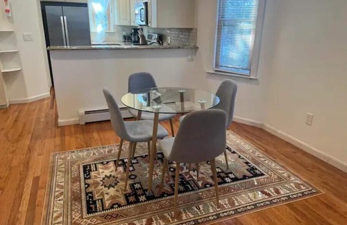 Linden House | Huge house by NWK Airport and 20 mins to NYC