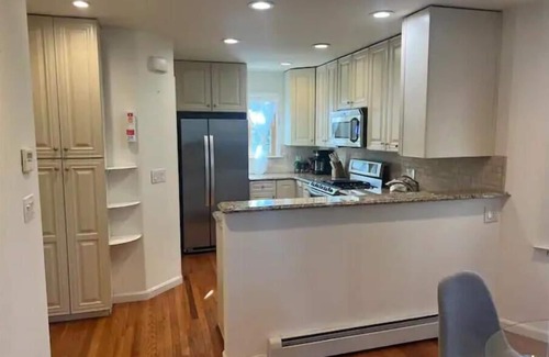 Linden House | Huge house by NWK Airport and 20 mins to NYC