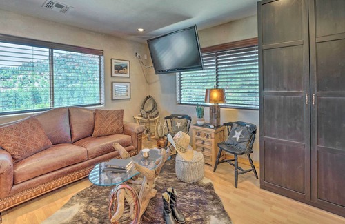 Kingman Cabin | Huge Hualapai Cabin w/ Patio Above Kingman!