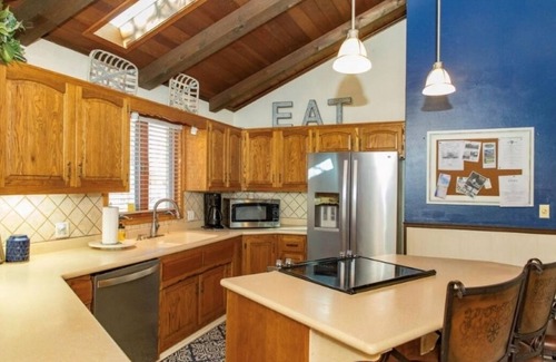 Warsaw House | Huge Lakeview|Unique Retreat on Truman Lake|Outdoor Firepit/180°IndoorViews