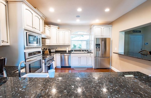 Cypress Gardens House | Huge Luxury Lake House on the Chain of Lakes near Legoland!