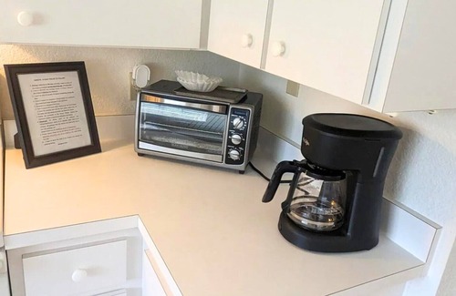 Gulf Cove House | !HUGE POOL/LANAI-BBQ-WASHER/DRYER-NEAR RIVER/BEACH/GOLF/PARKS/SHOPS/RESTAURANTS!