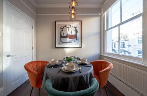 Royal Tunbridge Wells Apartment | Huge Town Centre 2 Bed Flat with Free Parking