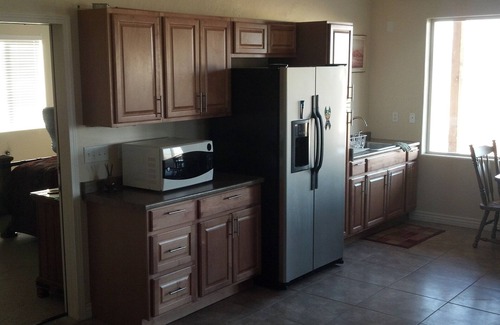 Greenehaven House | Huge Views Huge Home 5 BDRM Unobstructed View of Lake Powell Secluded Quiet