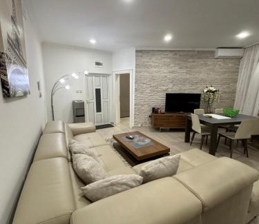 Risan Apartment | Hugo Apartment Risan