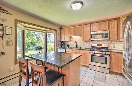 Centerville House | Hugo Home, Direct Lake Access & Private Dock!