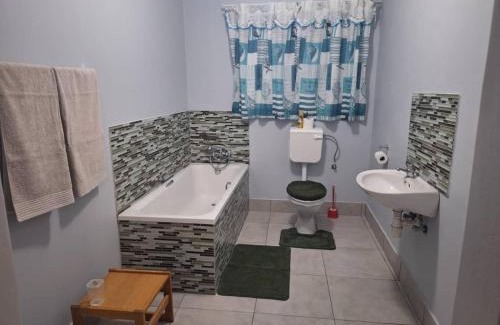 Erongo House | Huigu Homestay Accommodation