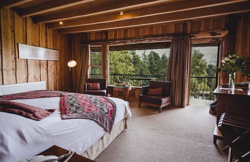 Neltume Hotel | Huilo Huilo Nothofagus Hotel & Spa