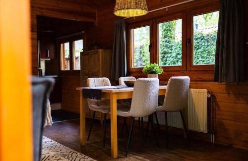 Epe House | Huisdiervriendelijk houten huisje in het groen