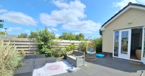 Dirkshorn House | Huisje Britt met grote tuin en veel privacy