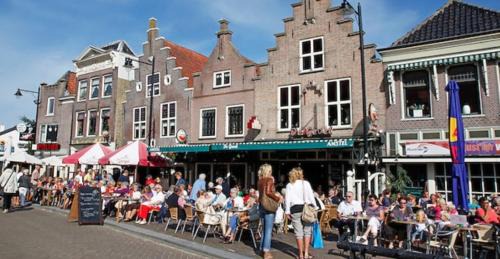 Dirkshorn House | Huisje Finn, met grote tuin en veel privacy
