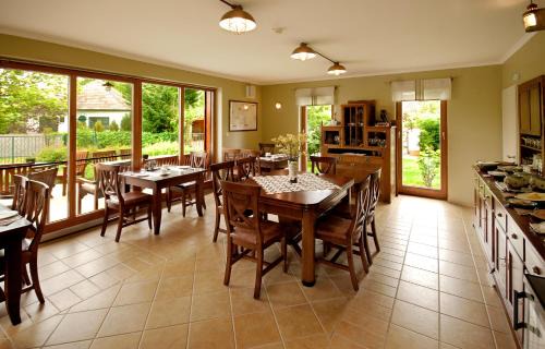 Balatonmariafurdo Bed & Breakfast | Hullám Villa B&B