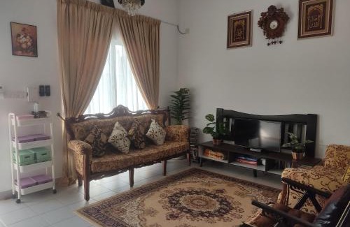 Hulu Selangor House | Hulu Yam Musliim Homestay
