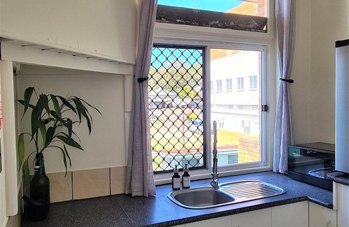 Nambour Apartment | Humble In The Heart Of Nambour