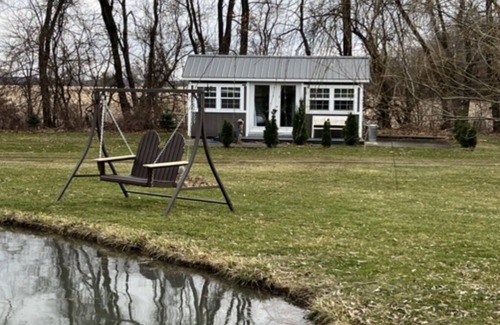 Battle Creek Cottage | Hummingbird Rest : Christian Retreat in Tiny House