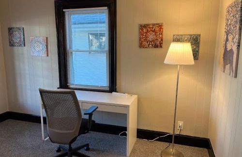 Norwood House | Hunter #1, Private One Bed near Xavier & Downtown