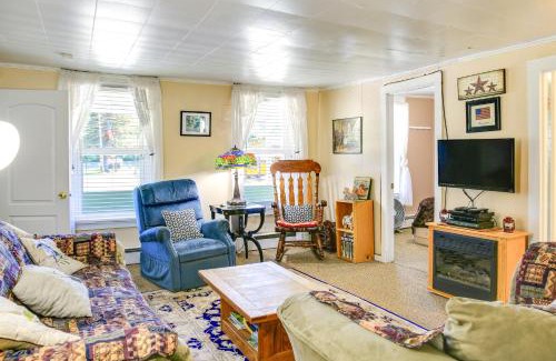 Hunter House | Hunter Home with Fire Pit and Yard On Main Street!