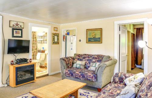 Hunter House | Hunter Home with Fire Pit and Yard On Main Street!