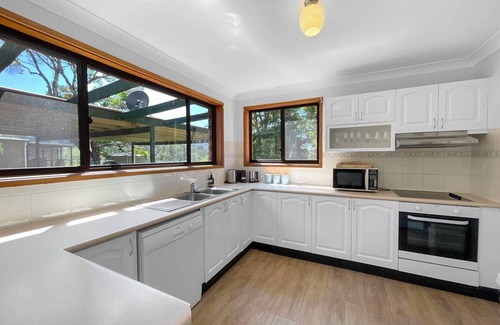 Lovedale House | Hunter Homestead - Affordable accommodation in a prime Lovedale location