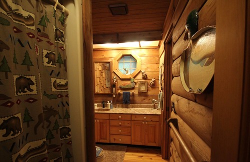 Brooksville Cabin | Hunter Log Cabin