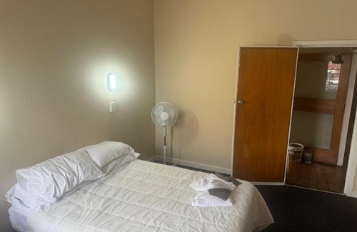 Kawakawa Hotel | Hunter Star Hotel
