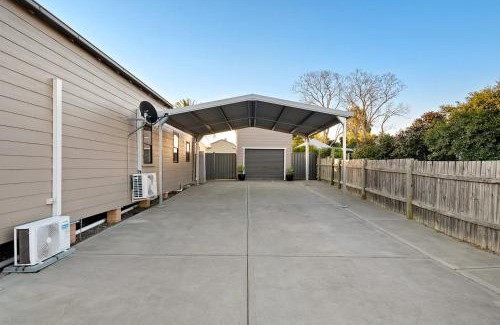 Cessnock House | Hunter Valley Haven