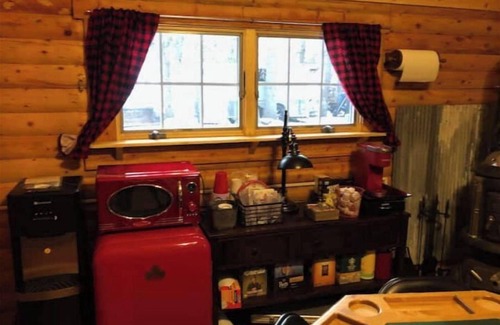 Saddlestring Cabin | Hunters Cabin