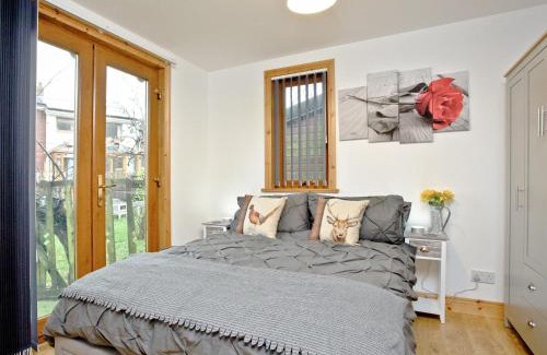 Kingskerswell House | Hunters Lodge