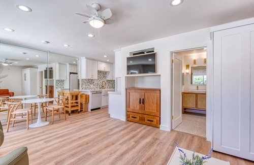 Santa Ana Heights Apartment | Huntington Hideaway on the Sand