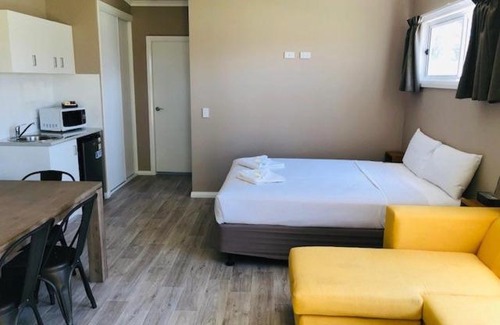 Huskisson Hotel | Huskisson Beach Escape