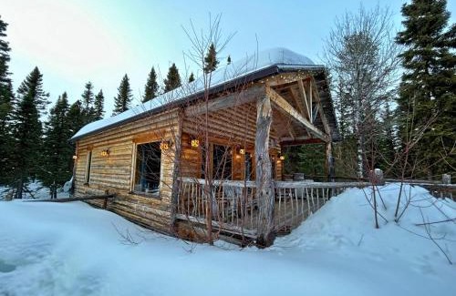 La Malbaie Ski Chalet | HUSKY - Chalets de Môh - Jacuzzi