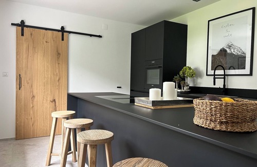 Referinghausen House | HÜTTENTRAUM of the TOP CLASS - sauna | wood-burning stove | forest-meadow-stream