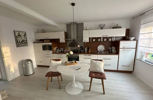 Hamswehrum House | Huus an`t Dörpsdiek - Entire vacation home