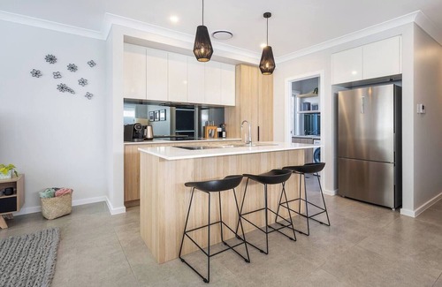 Central Mudgee Cottage | Huxley House Central Mudgee Retreat with Backyard