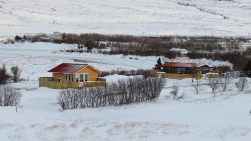 Holmavik Cabin | Hvammur 2 Bjarg with private hot tub
