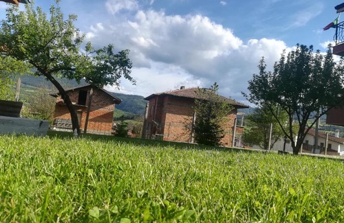 Hvoyna House | Hvoyna House