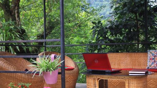 Geyzing House | Hyangla Namsha Retreat