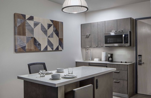 Jewell Heights - Hoffman Heights Hotel | Hyatt House Denver Aurora Anschutz Medical Campus