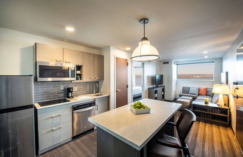East Moline Hotel | Hyatt House East Moline Quad Cities