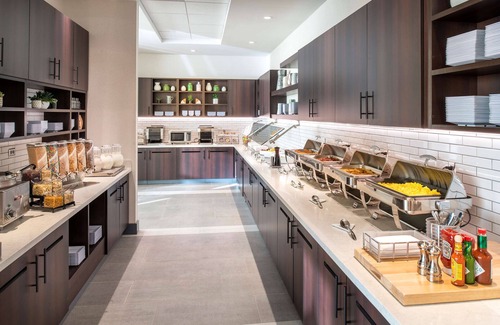East Moline Hotel | Hyatt House East Moline Quad Cities