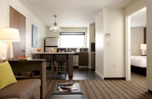 Irvine Business Complex Hotel | Hyatt House Irvine/John Wayne Airport