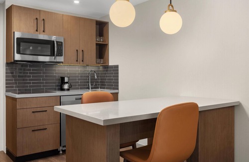 Airport Corporate Hotel | Hyatt House Mississauga/Airport Corporate Centre