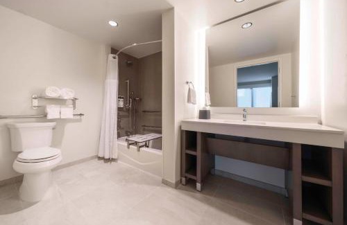 North Natomas Hotel | Hyatt House Sacramento Airport - Natomas