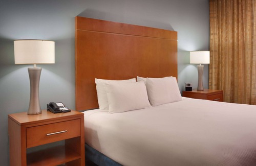 Sandy Hotel | Hyatt House Salt Lake City/Sandy