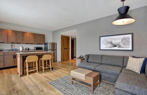 Wichita Hotel | Hyatt Place at Wichita State University