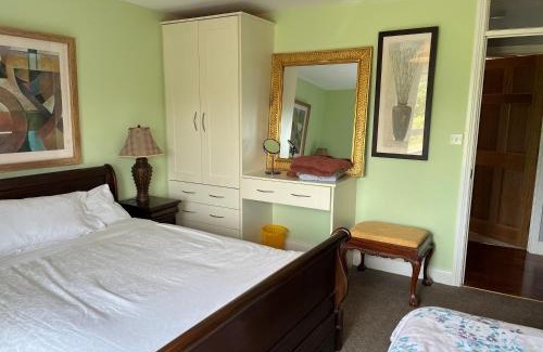 Westport Bed & Breakfast | Hybrasil