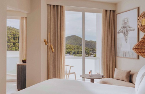 Santa Eulalia del Rio Hotel | Hyde Ibiza