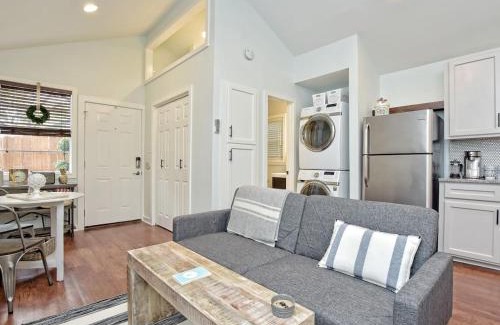 Hancock Hotel | Hyde Park Carriage House