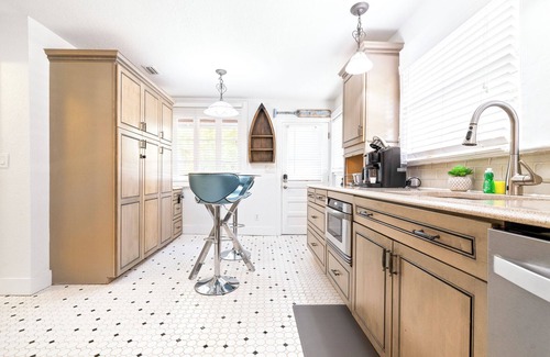 Hyde Park House | Hyde Park Hide Away S