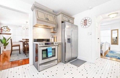 Hyde Park House | Hyde Park Hide Away S